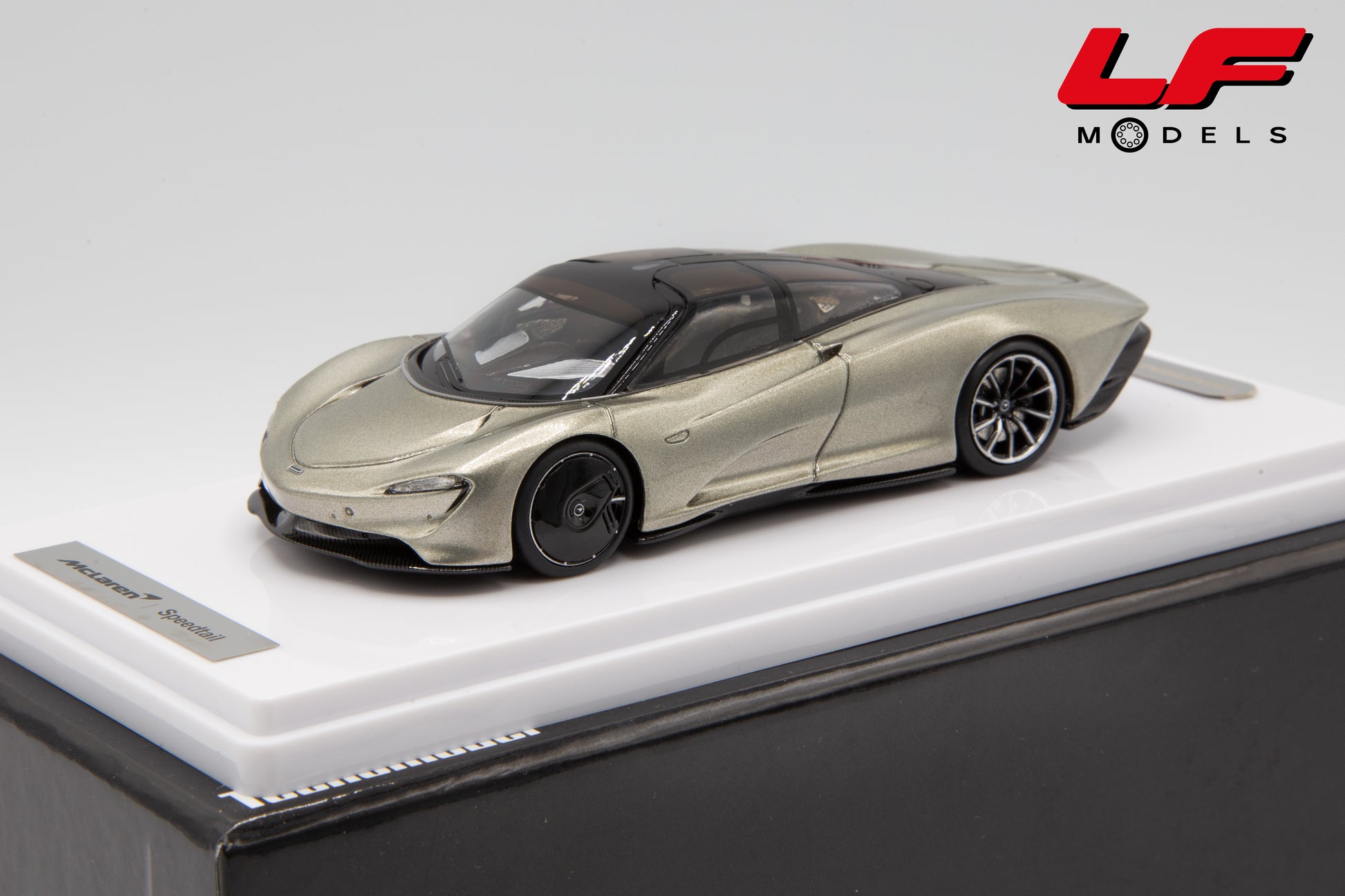 modellino mclaren speedtail tecnomodel 1:43 frontale