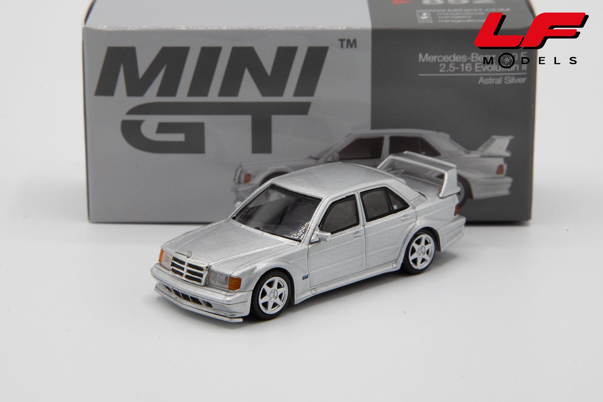 modellino mercedes 190e evo II mini gt 1:64