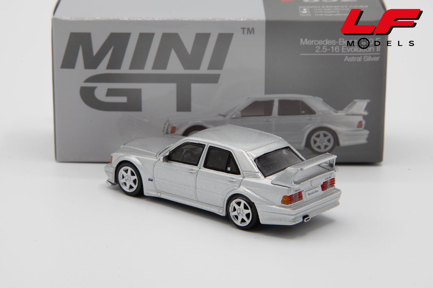 modellino mercedes 190e evo II mini gt 1:64
