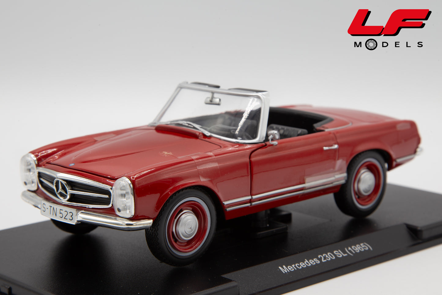 modellino mercedes 230 sl edicola 1:24 frontale