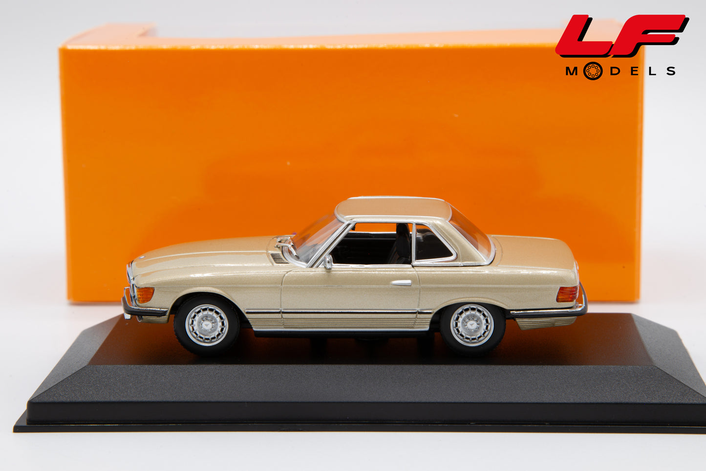 modellino mercedes 350 SL maxichamps 1:43 940033450 vista laterale