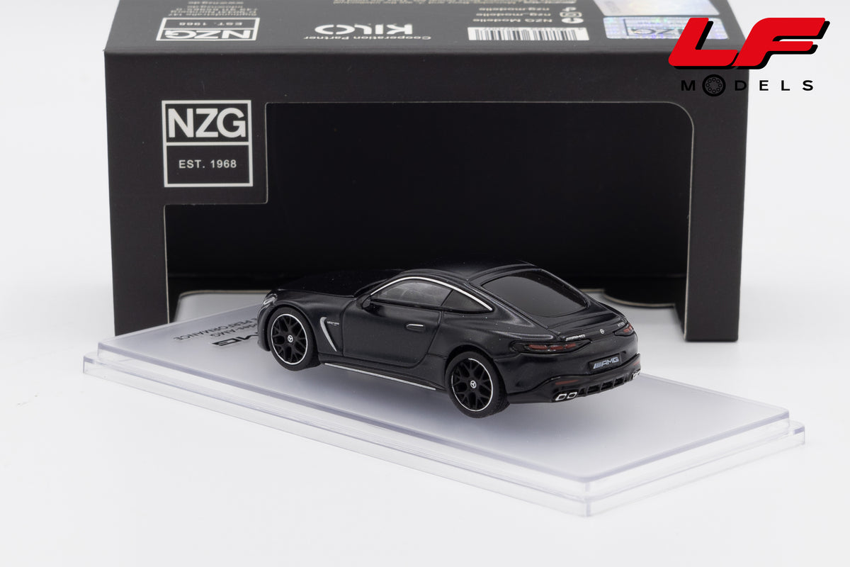 modellino mercedes amg gt63 s e performance night black magno nzg 1:64 113100052 vista posteriore