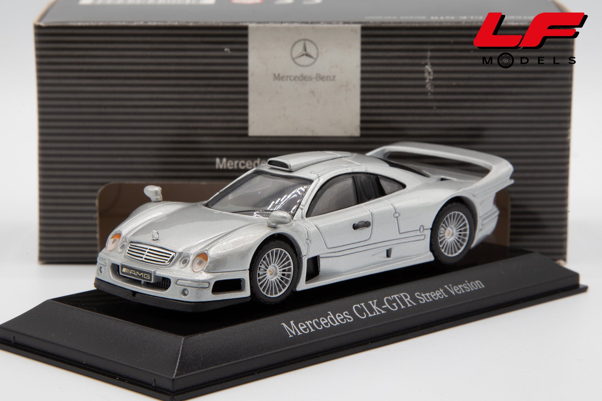 modellino mercedes clk gtr maisto 1:43 frontale