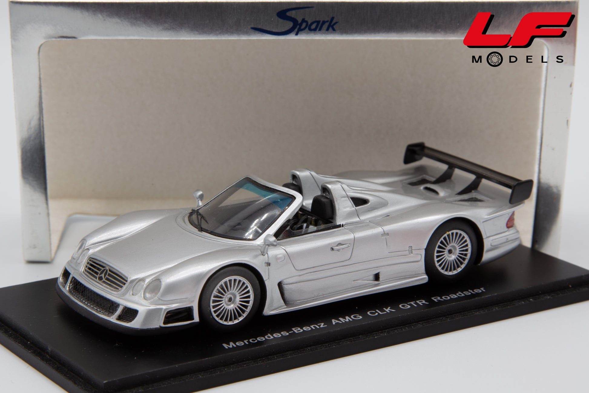 modellino mercedes clk roadster spark 1:43 frontale