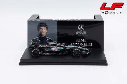 modellino mercedes f1 w16 kimi antonelli 3rd place canadian gp 2025 minichamps 1:64 640251012 vista laterale
