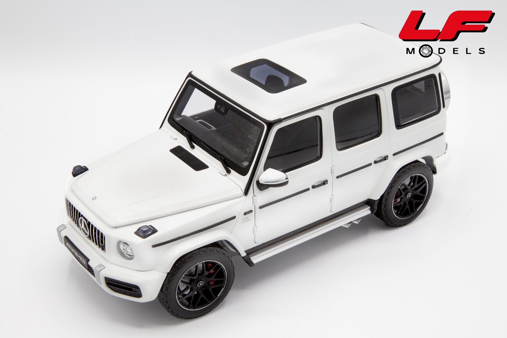 modellino mercedes g63 minichamps 1:18 frontale
