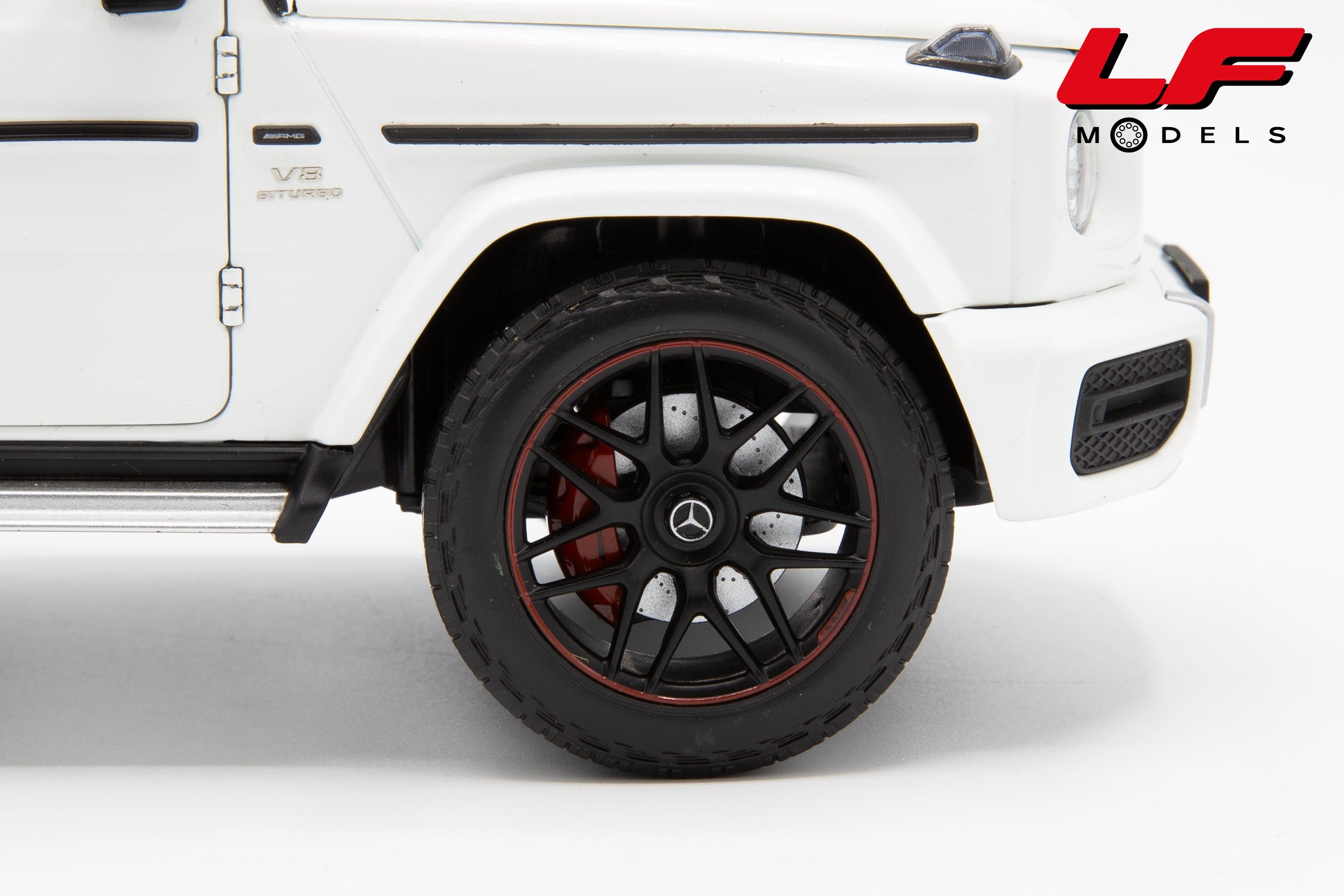 modellino mercedes g63 minichamps 1:18 cerchio