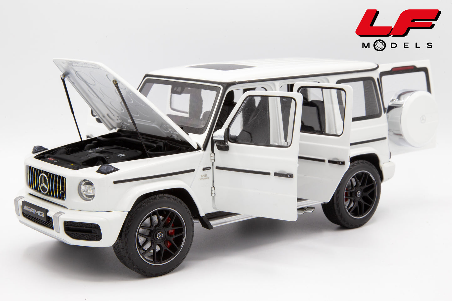 modellino mercedes g63 minichamps 1:18 frontale aperto