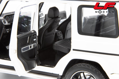 modellino mercedes g63 minichamps 1:18 interni