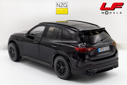 modellino mercedes glc 63 amg nero nzg 1:18 111000050 vista posteriore