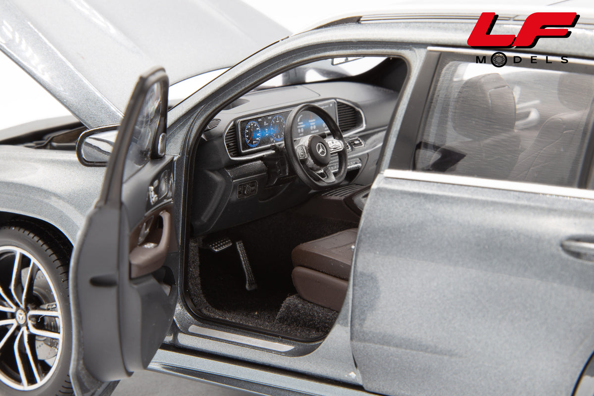 modellino mercedes gls jadi 1:18 B66960623 vista interni