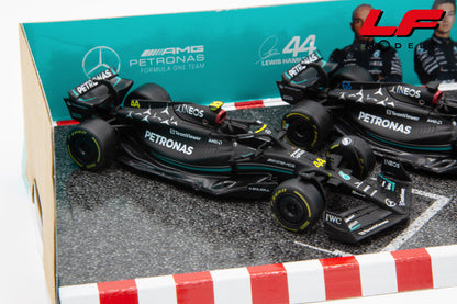 modellino mercedes fw14 lewis hamilton set burago 1:43 18-38071-SET vista frontale