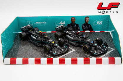 modellino mercedes fw14 set burago 1:43 18-38071-SET vista frontale
