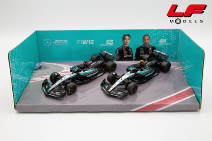 modellino mercedes fw15 set burago 1:43 18-38201-SET vista frontale