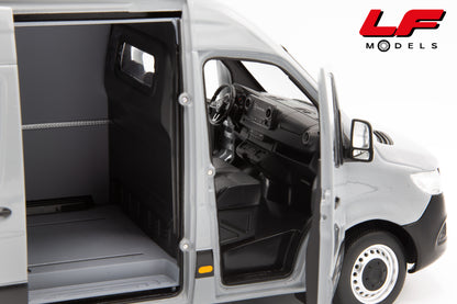 modellino mercedes sprinter norev 1:18 183042 vista interni