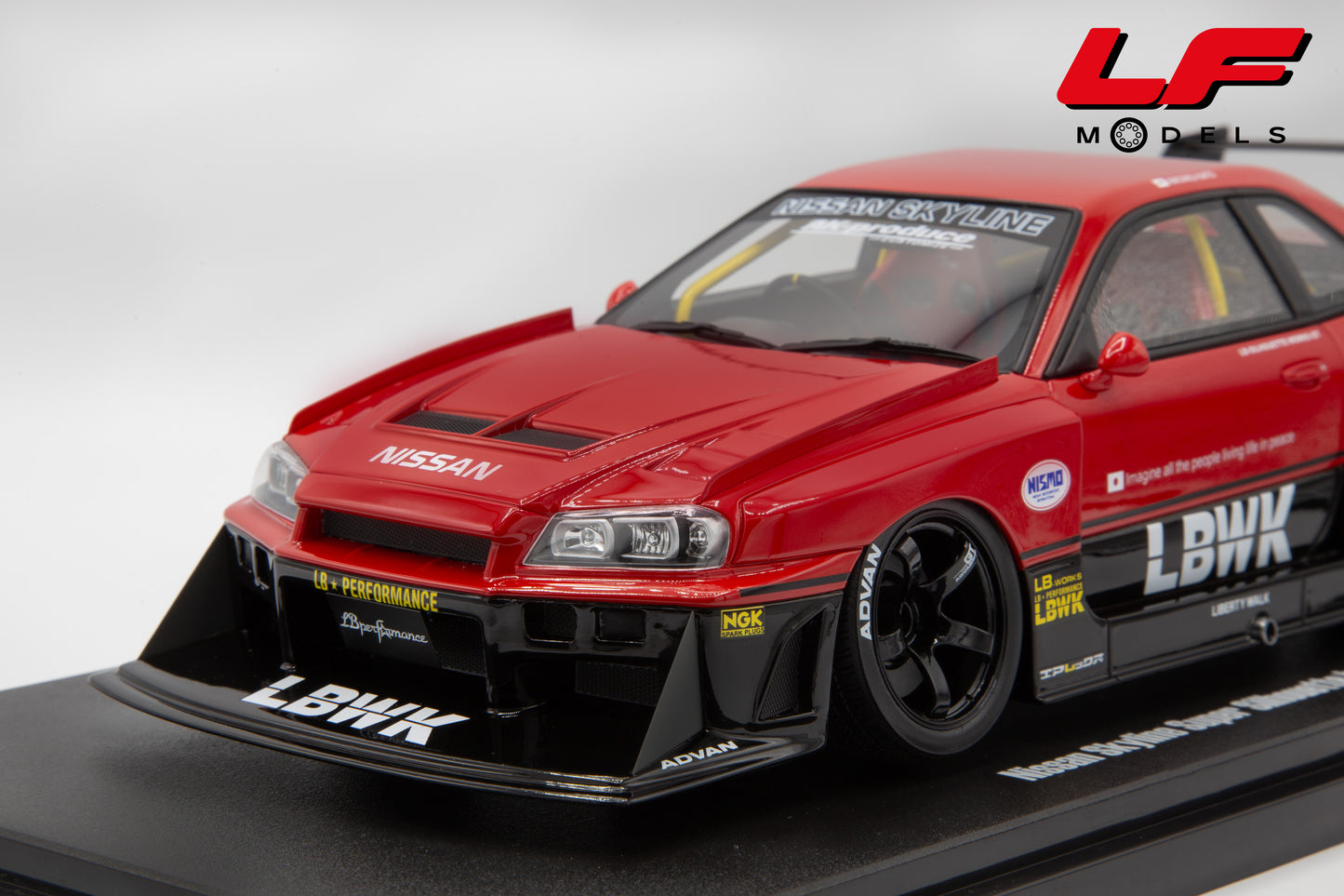 modellino nissan gtr r34 lbwk gt spirit 1:18 GT570 vista frontale