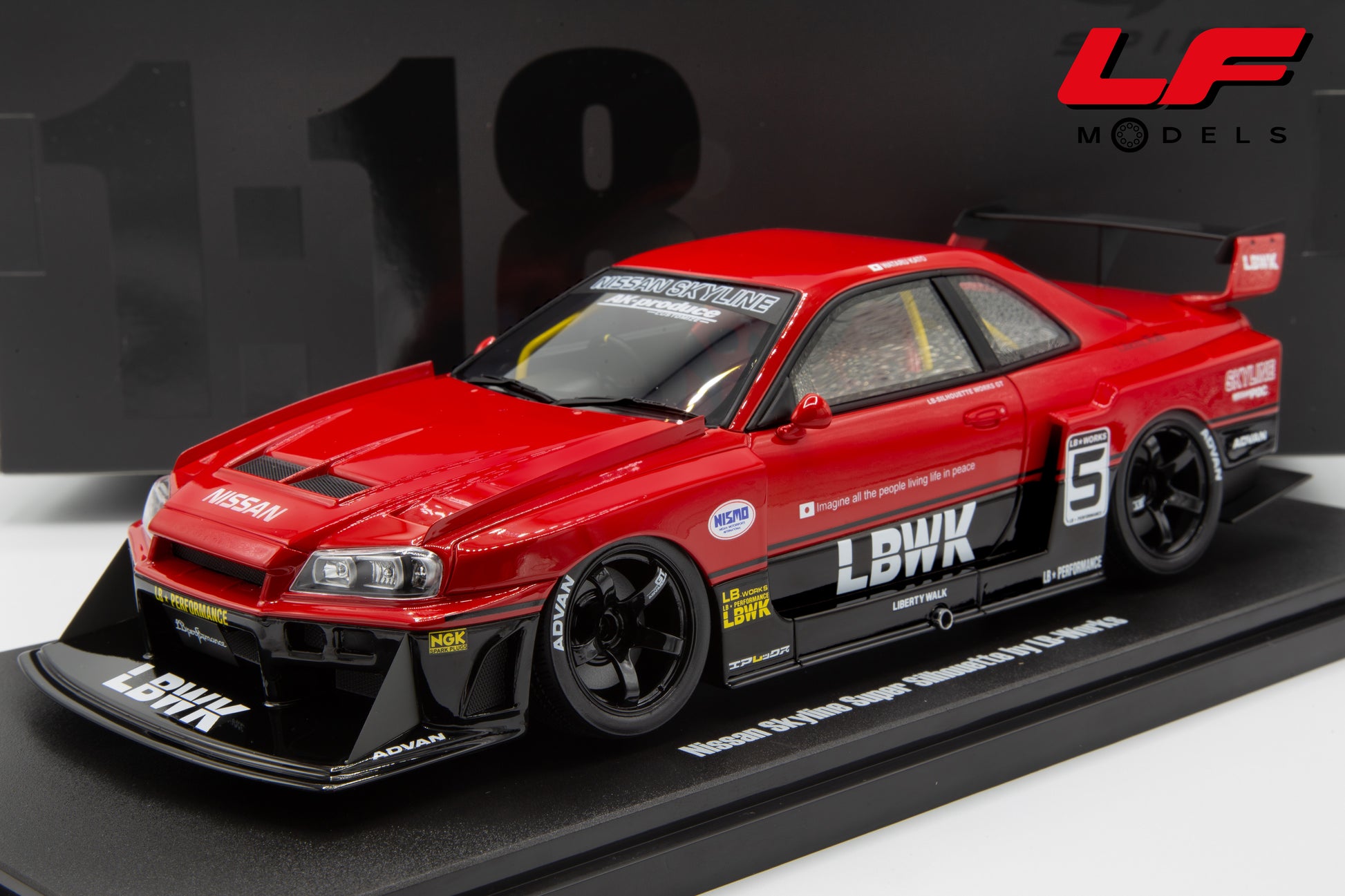 modellino nissan gtr r34 lbwk gt spirit 1:18 GT570 vista frontale