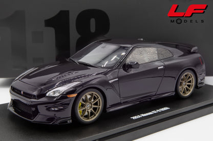 modellino nissan gt-r gt spirit 1:!8 frontale