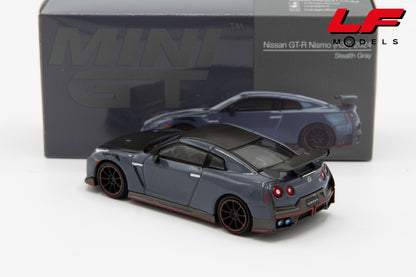 modellino nissan gtr r35 mini gt 1:64 posteriore