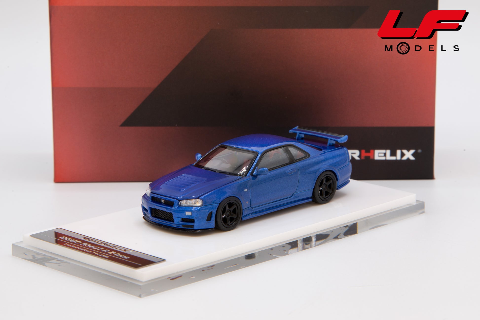 modellino nissan gtr r34 z tune motorhelix 1:64 M63416 vista frontale