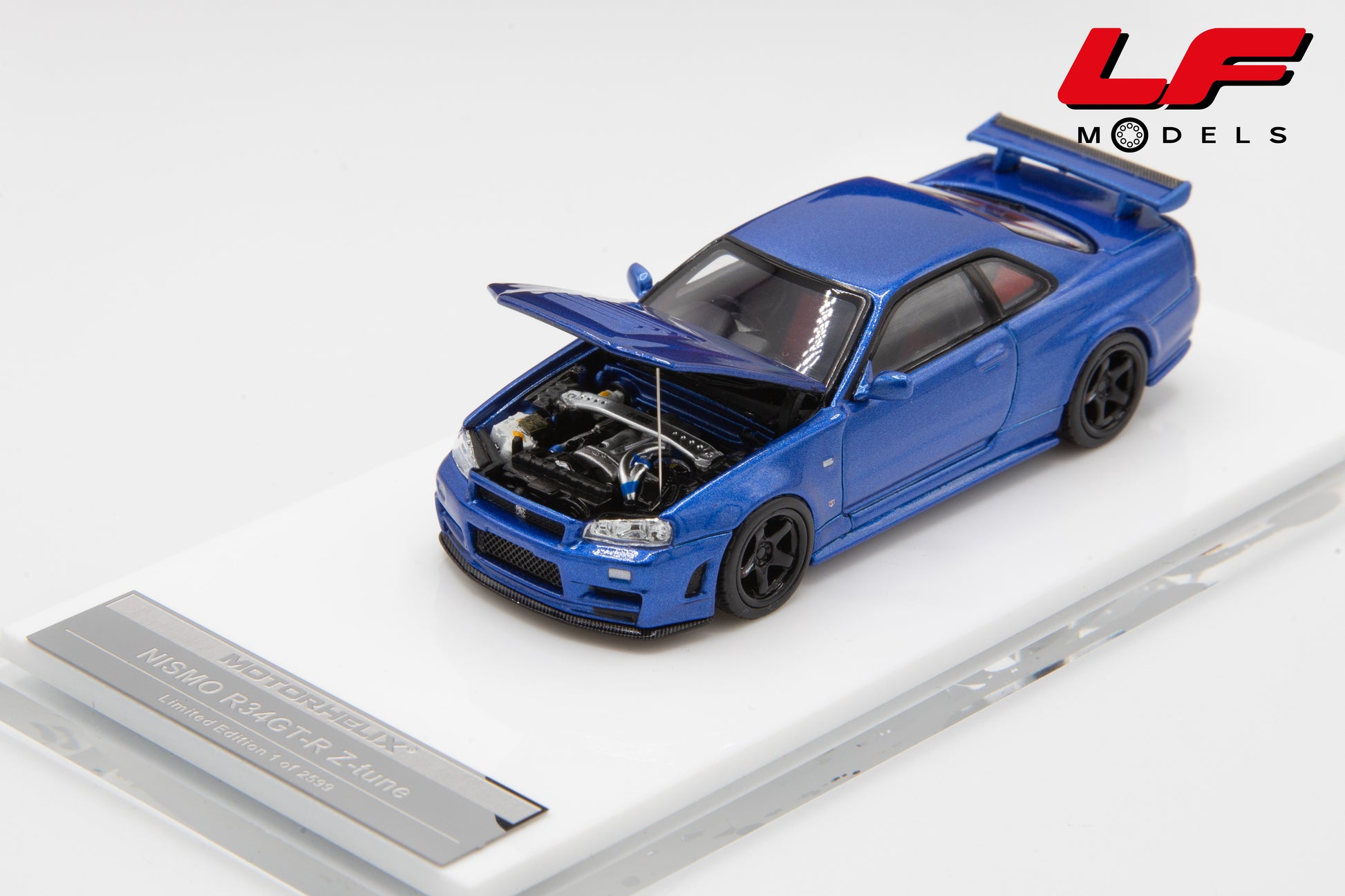 modellino nissan gtr r34 z tune motorhelix 1:64 M63416 vista motore
