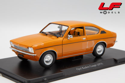 modellino opel kadett edicola 1:24 vista frontale
