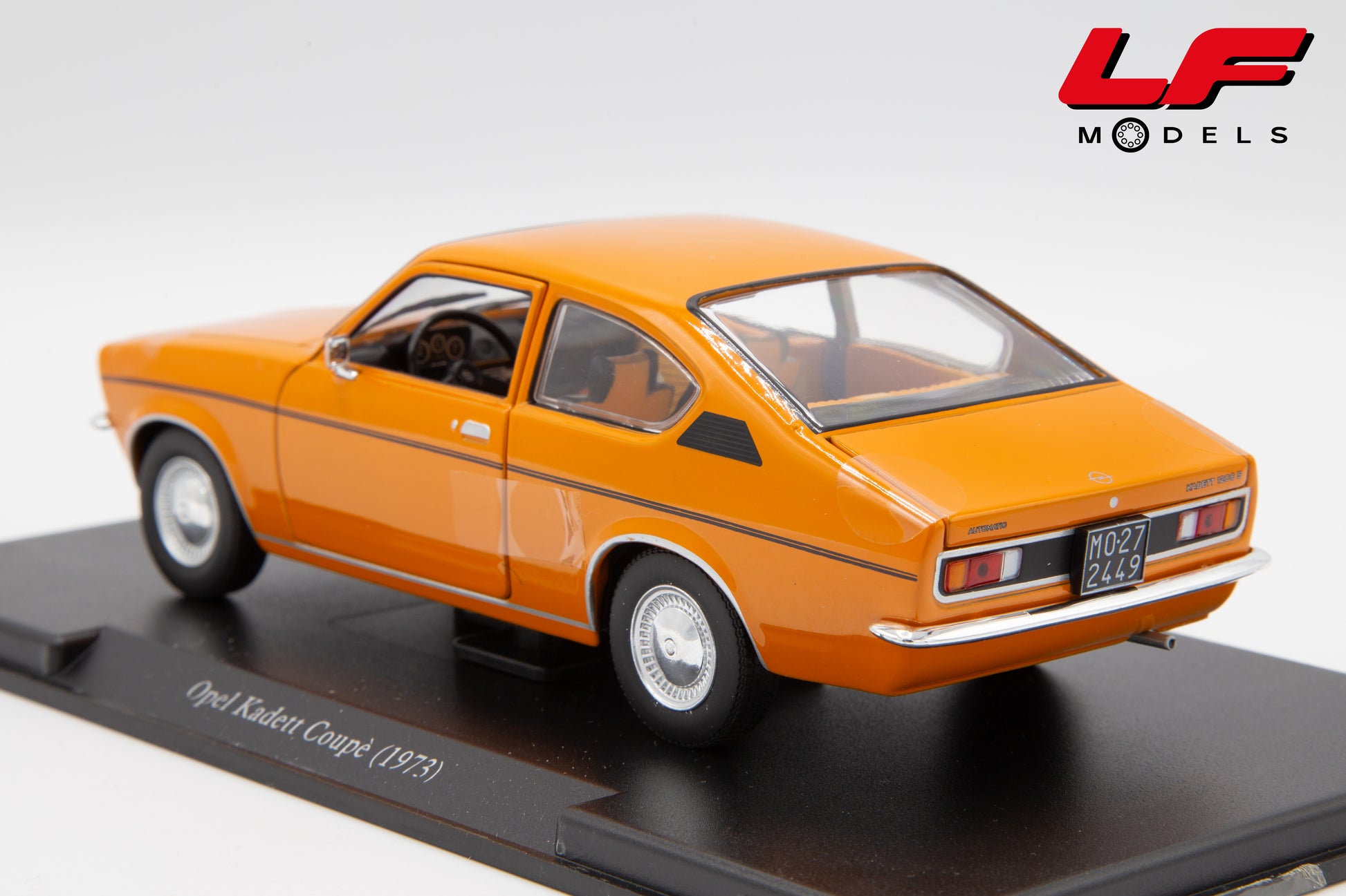 modellino opel kadett edicola 1:24 vista posteriore