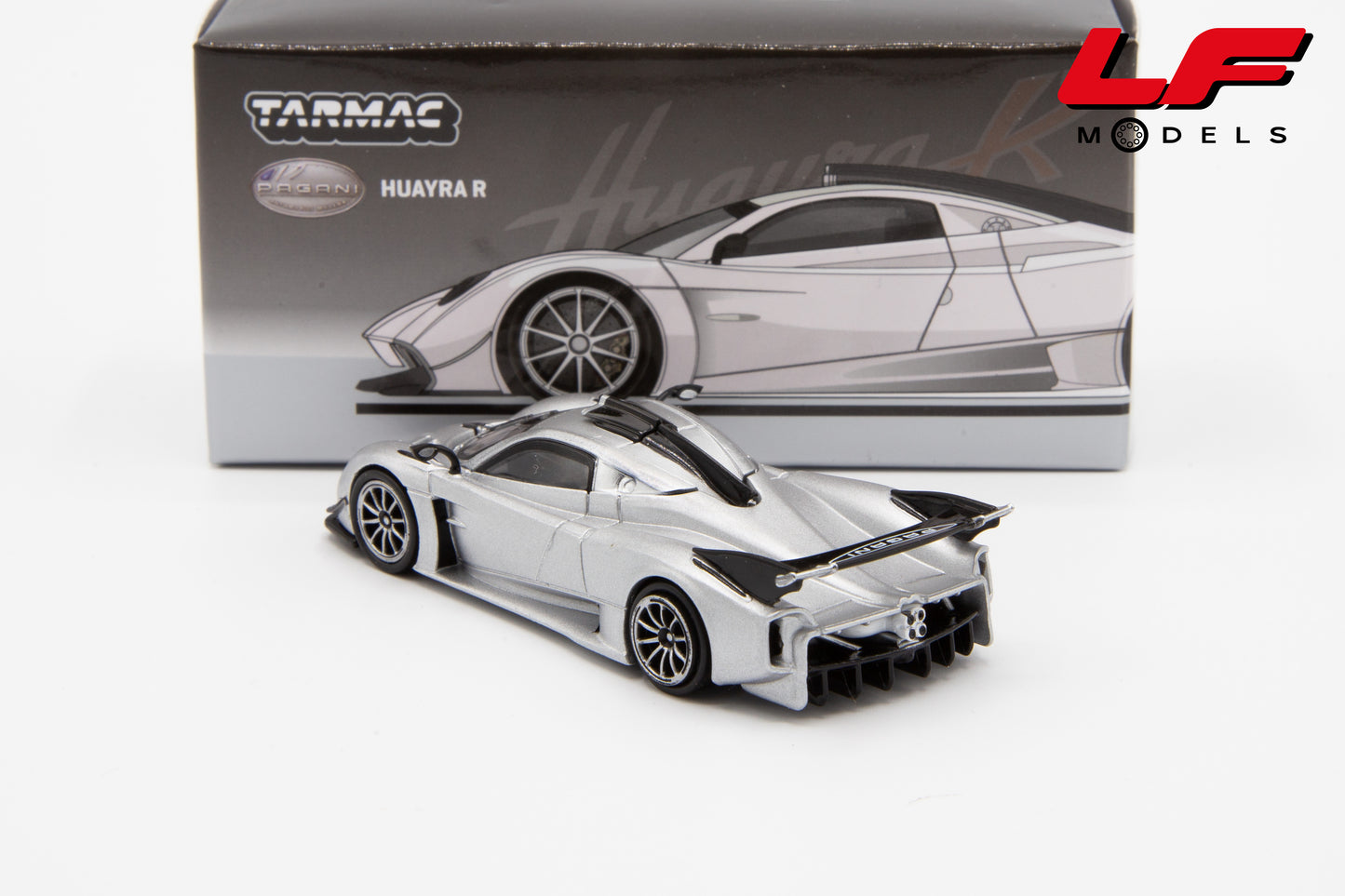 modellino pagani huayra r tarmac 1:64