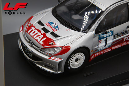 modellino peugeot 206 rally autoart 1:18 frontale