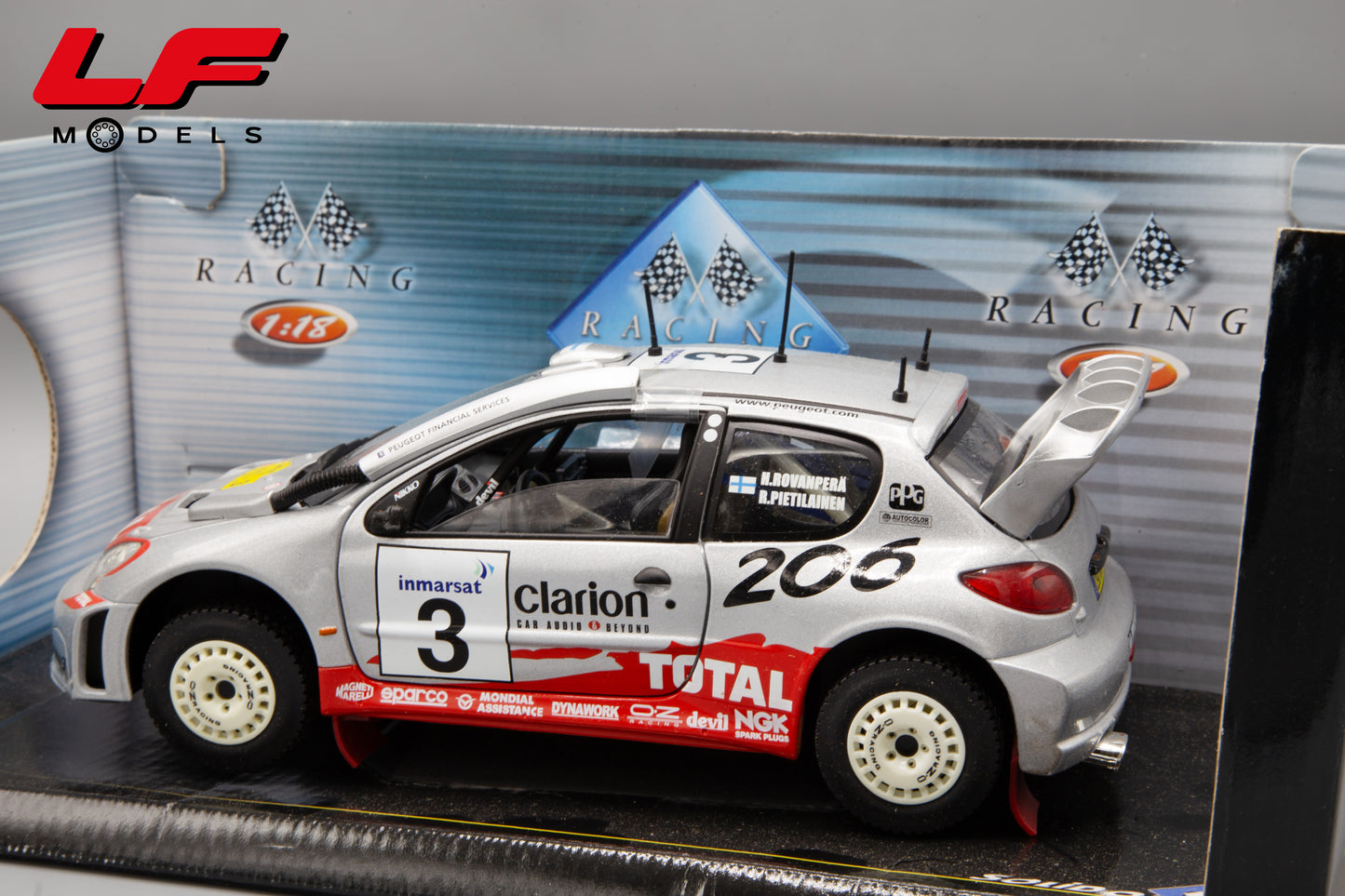 modellino peugeot 206 solido 1:18 posteriore