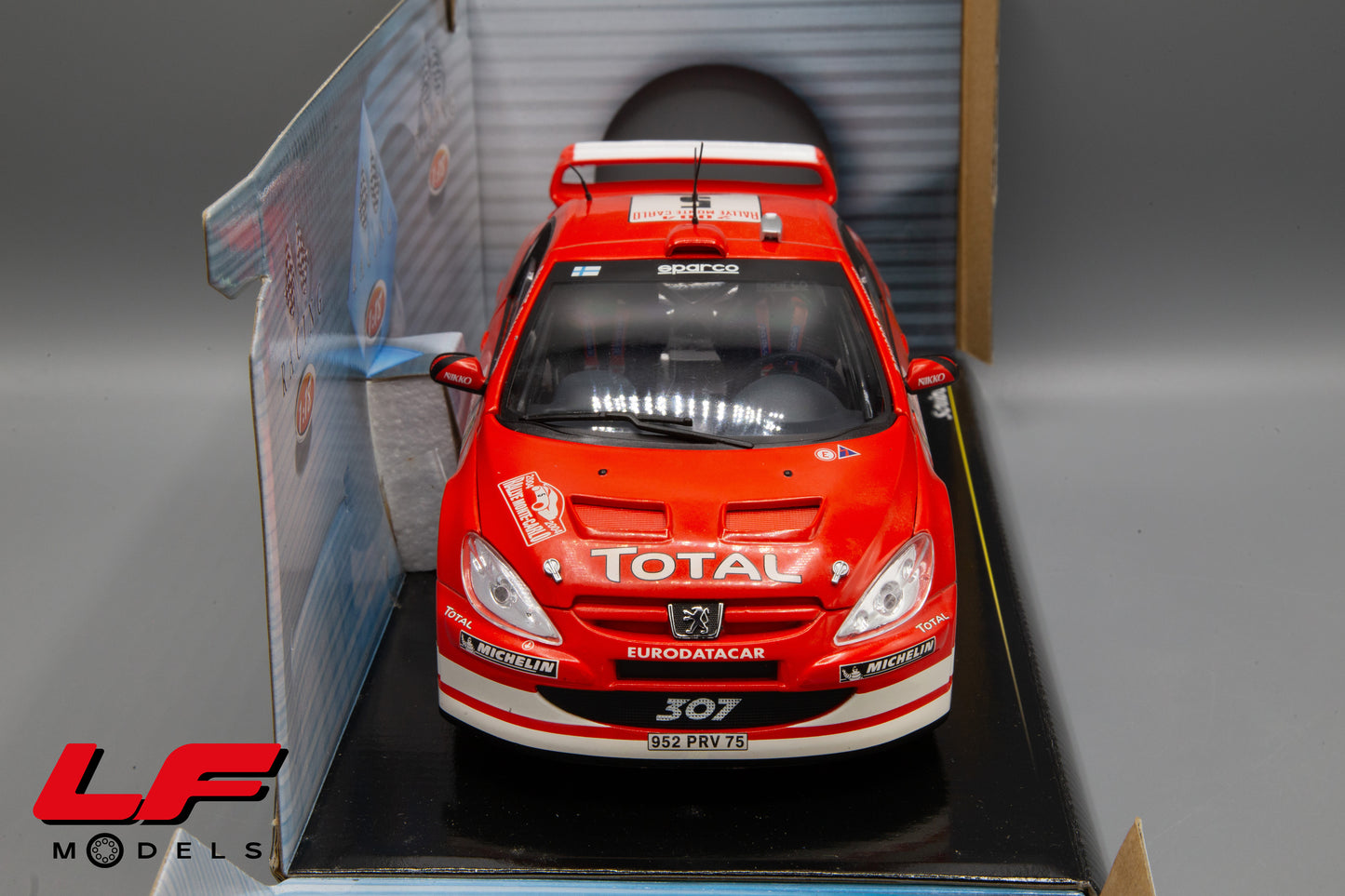 modellino peugeot 307 solido 1:18 frontale