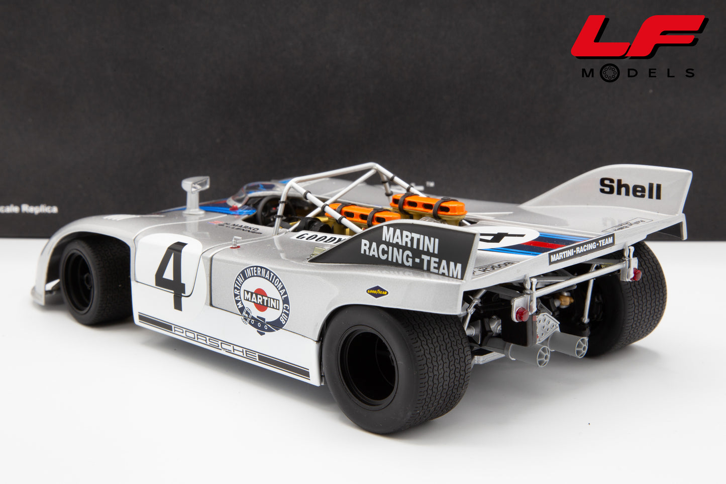modellino porsche 908/03 autoart 1:18 posteriore