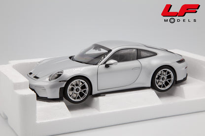 modellino porsche 911 992 gt3 touring norev 1:18 187002 vista imballo