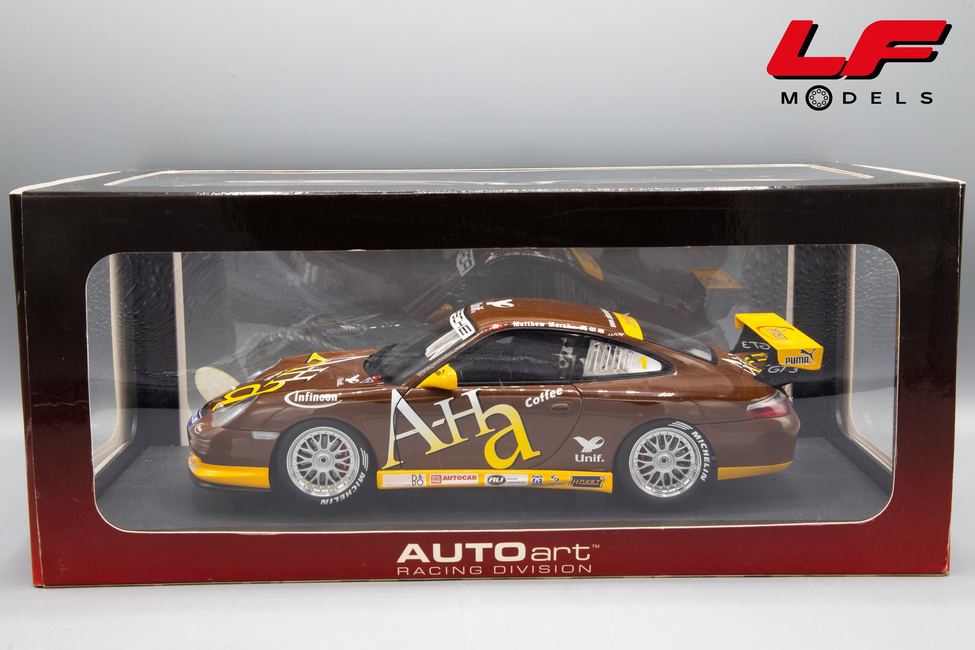modellino porsche 911 gt3r asian cup 2004 autoart 1:18 scatola