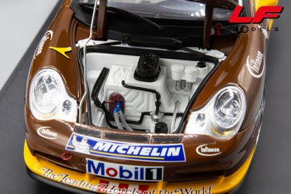 modellino porsche 911 gt3r asian cup 2004 autoart 1:18 serbatoio