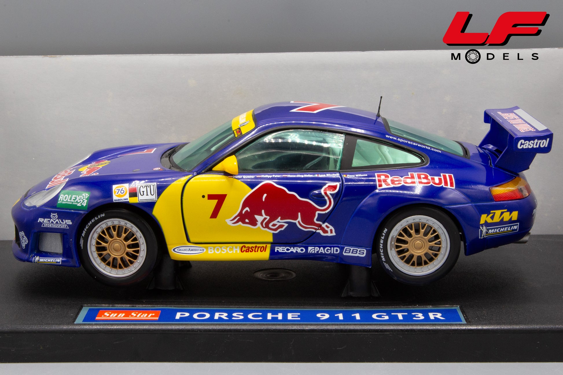 modellino porsche 911 gt3 r redbull sunstar 1:18 laterale