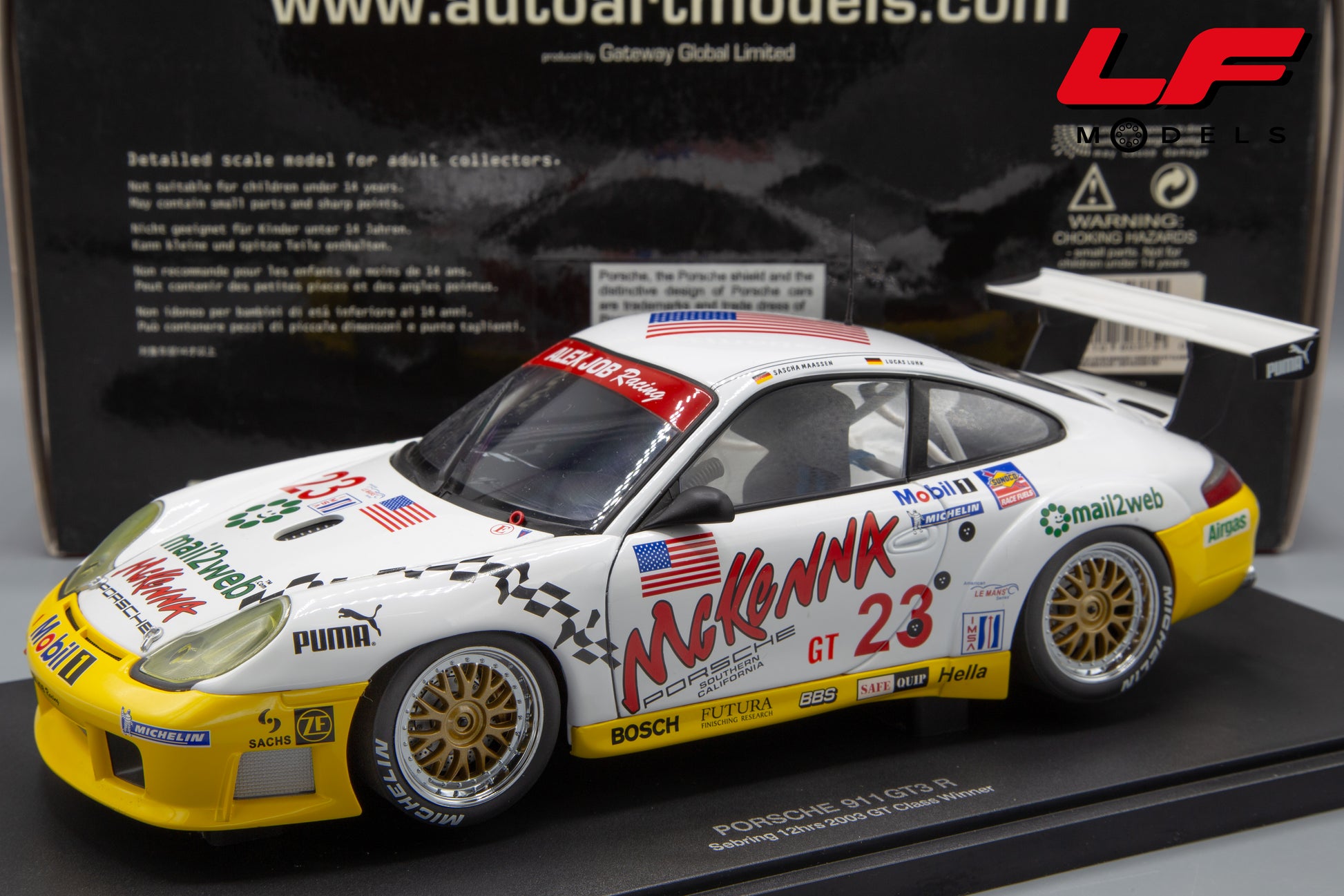 modellino porsche 911 gt3r 12h sebring autoart 1:18 frontale