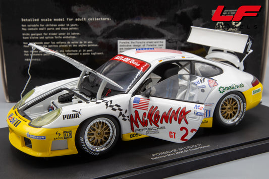 modellino porsche 911 gt3r 12h sebring autoart 1:18 frontale