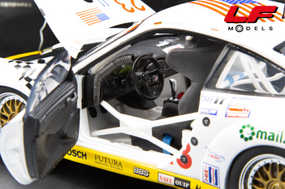 modellino porsche 911 gt3r 12h sebring autoart 1:18 interni
