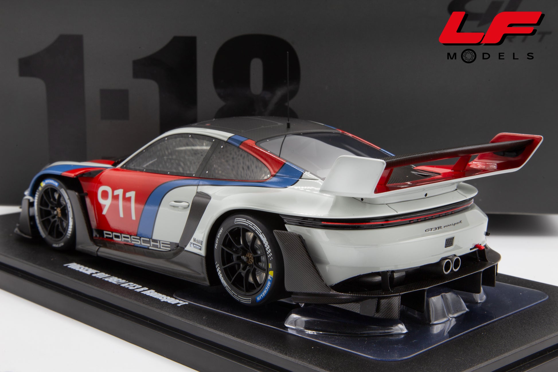 modellino porsche 911 gt3 r rennsport gt spirit 1:18 GT495 vista posteriore