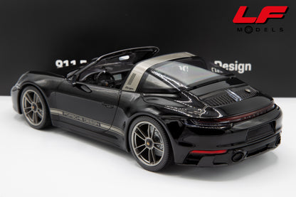 modellino porsche 911 992 targa minichamps 1:18 WAP0215410TTRG vista posteriore
