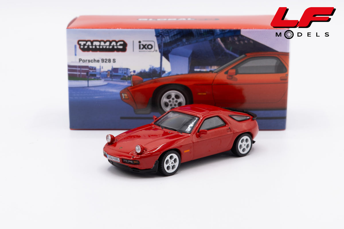 modellino porsche 928 s tarmac 1:64 T64G-083-RE vista frontale