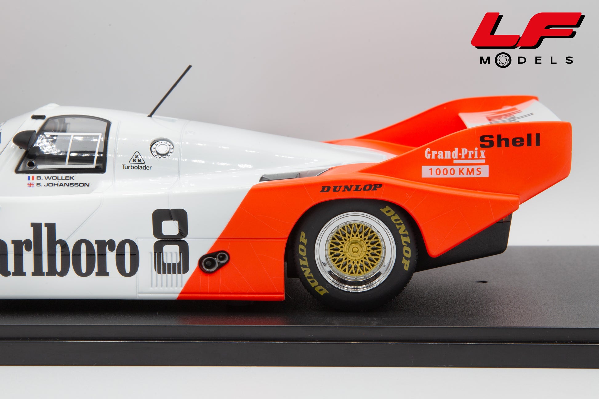 modellino porsche 956 1000km silverstone werk83 1:18 W18036003 vista laterale