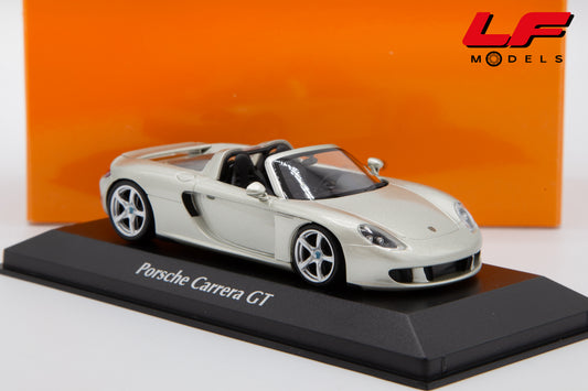 modellino porsche carrera gt maxichamps 1:43 940062630 vista frontale