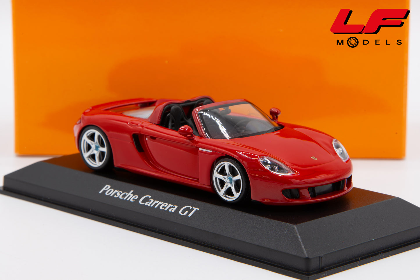 modellino porsche carrera gt maxichamps 1:43 940062631 vista frontale