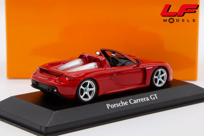 modellino porsche carrera gt maxichamps 1:43 940062631 vista posteriore