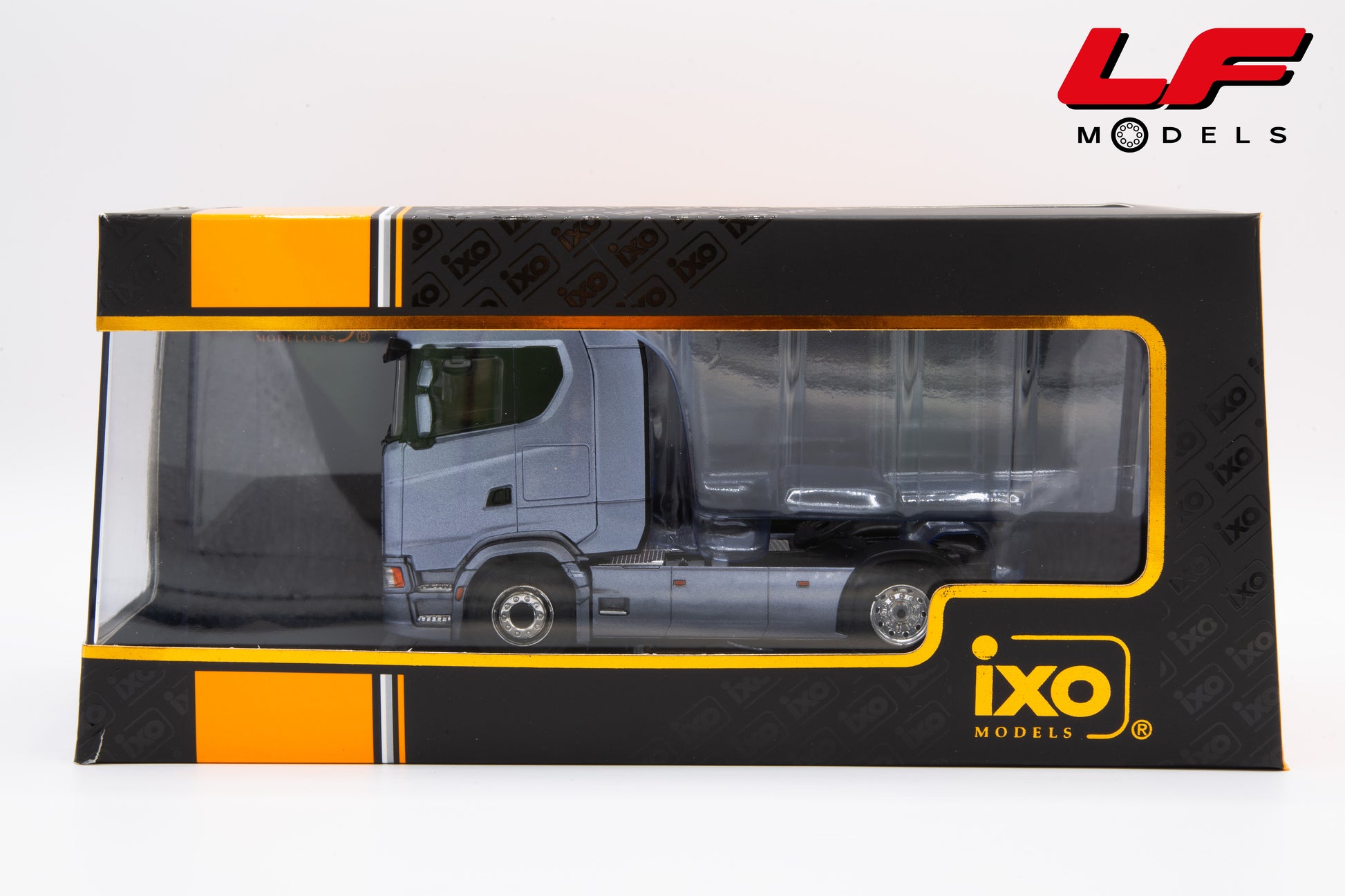 modellino scania s-series 2 assi ixo 1:43 TR233.22 vista scatola