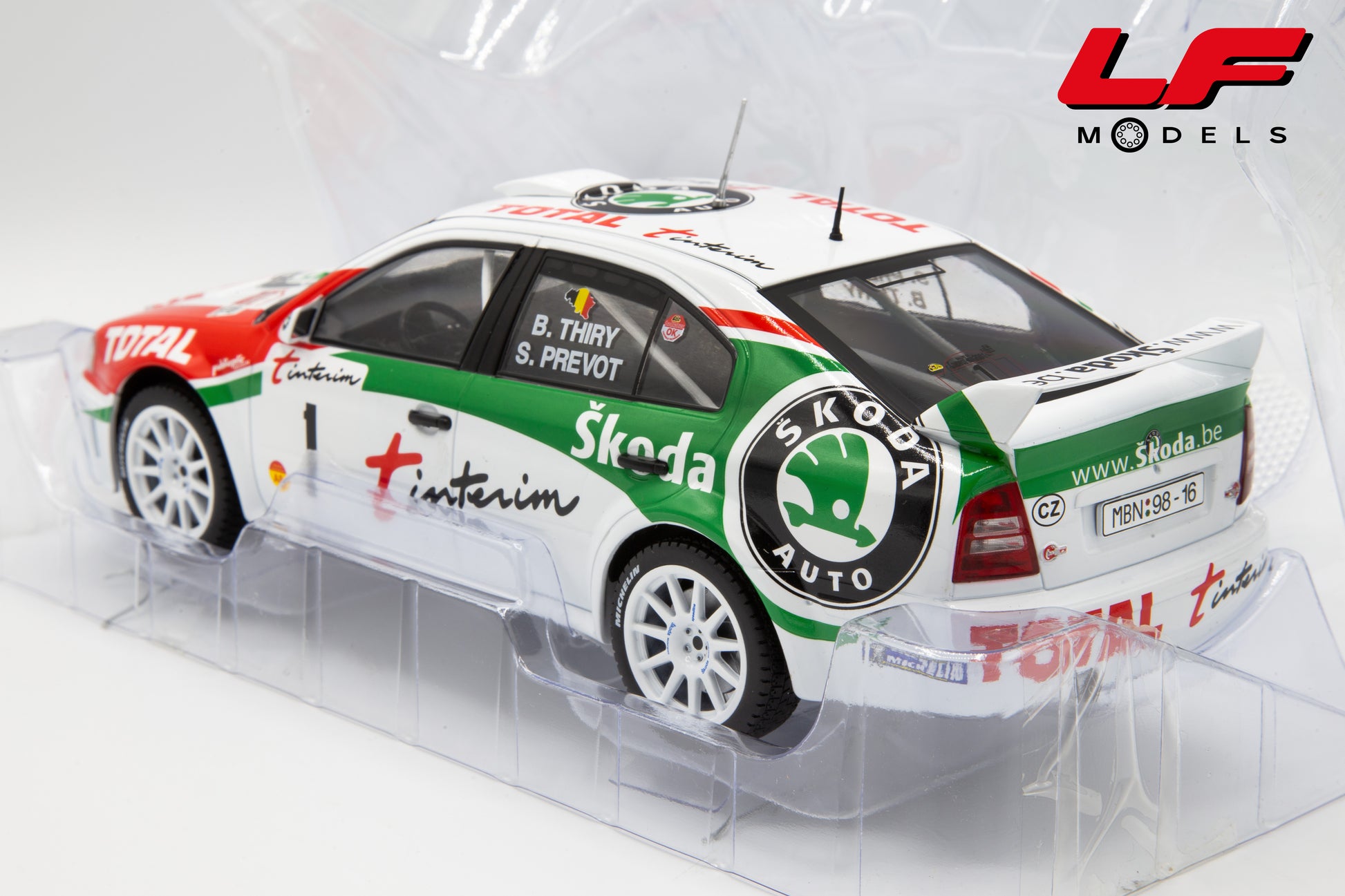 modellino skoda octavia altaya 1:18 posteriore