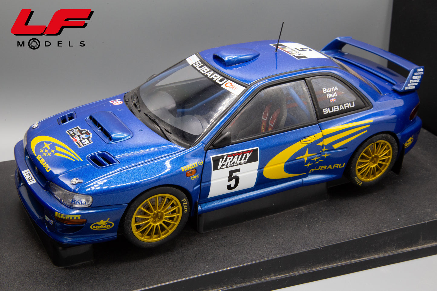 AUTOART SUBARU IMPREZA S5 WRC '99 TDC RALLY FRANCIA 1999 BURNS 1:18