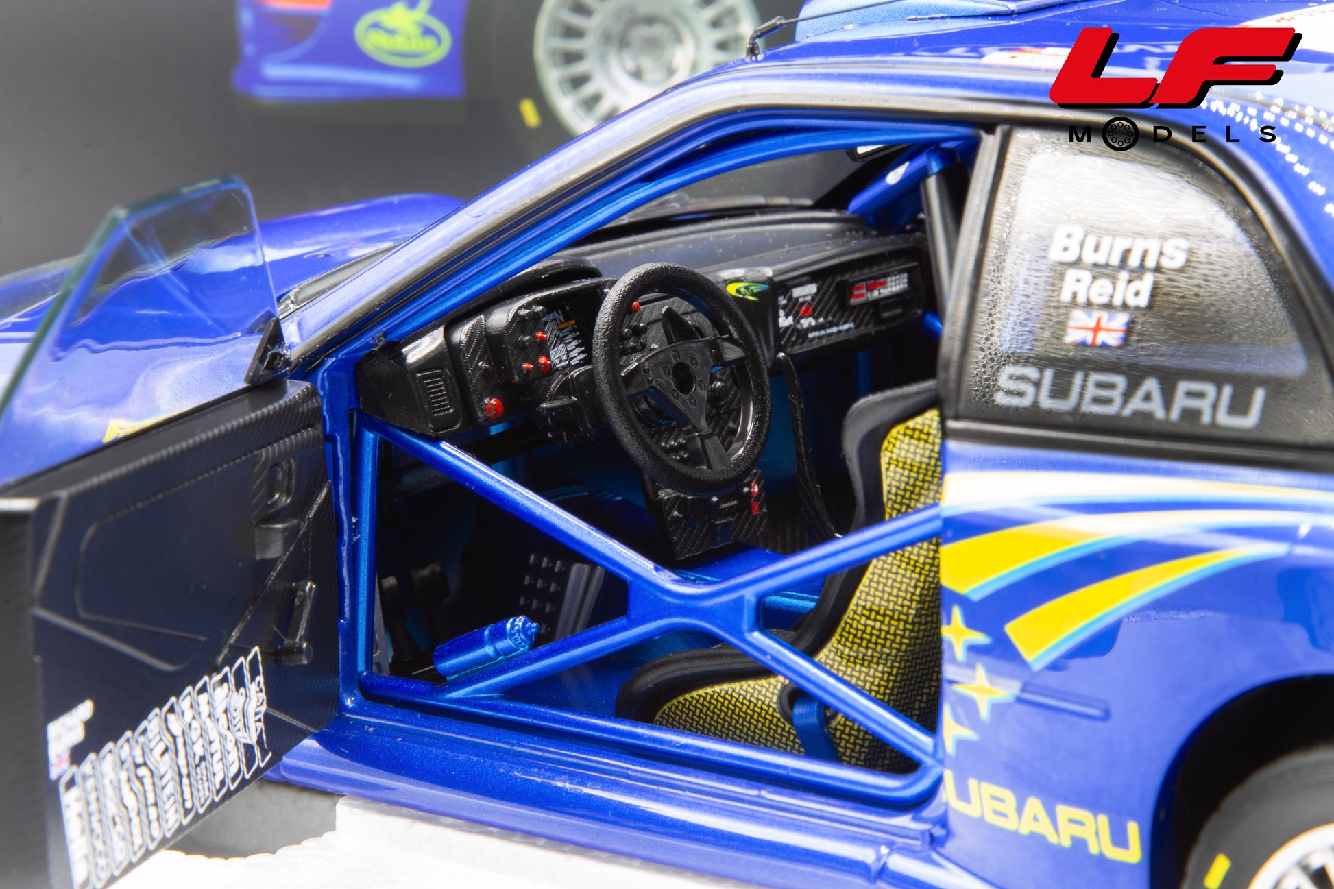 modellino subaru impreza rally sunstar 1:18 interni